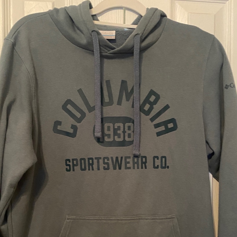 Columbia Men's Hoodie